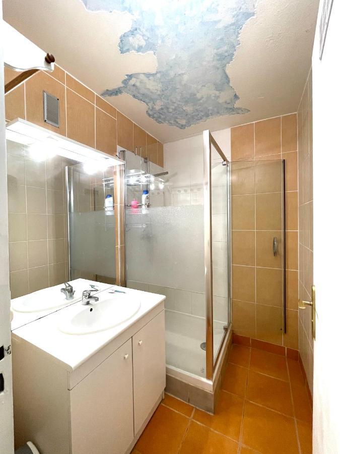 Chambre Privee En Colocation Dans Un Appartement Au Centre De Rillieux La Pape Buitenkant foto
